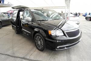 Chrysler Town & Country S Concept '2011
